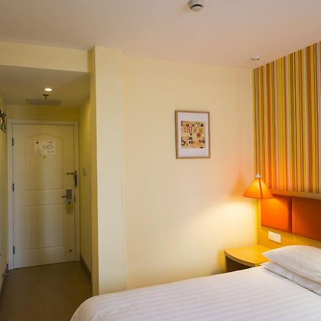 Home Inn Shanghai Xujiahui Road Mengzi Road 외부 사진